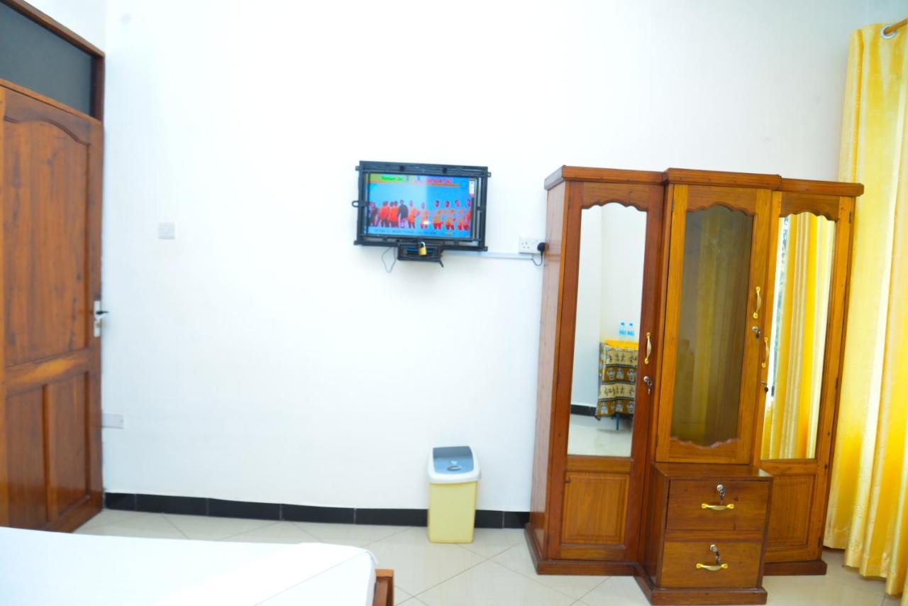 Flamingo Hotel Kinyerezi 다르에스살람 외부 사진